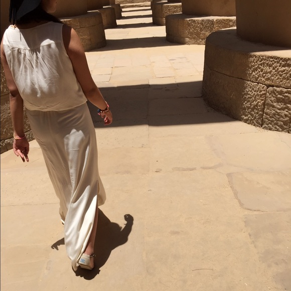 Zara Maxi - Picture 2 of 2