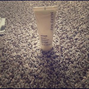 Mary Kay satin hands fragrance free hand cream