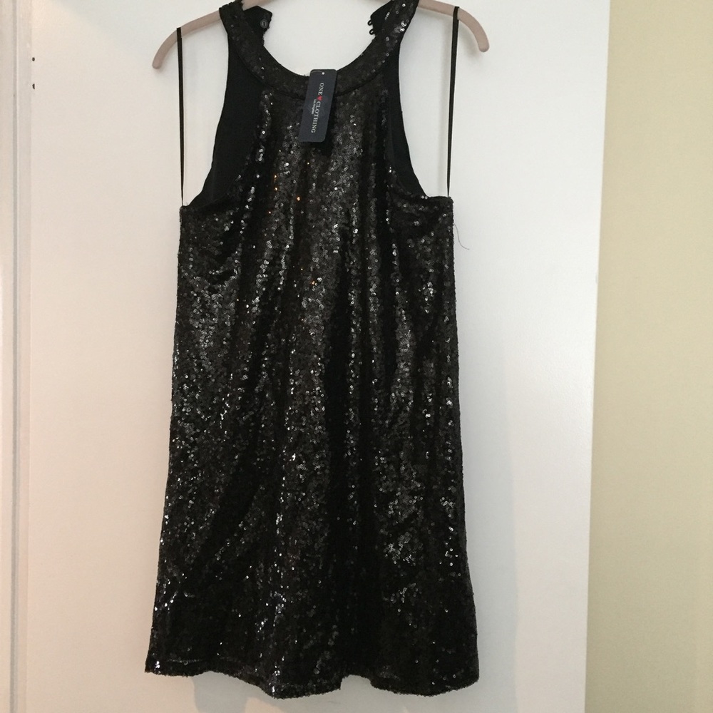 Sequined black sleeveless dress