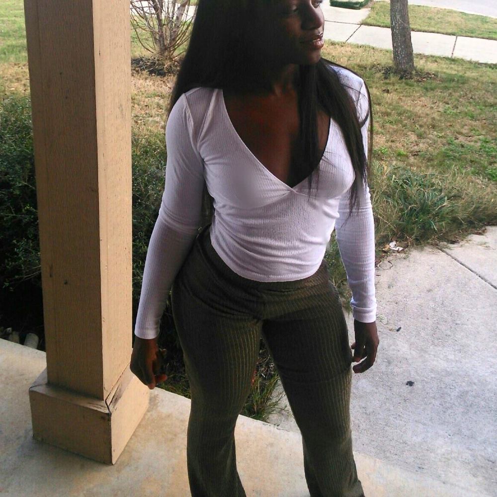 Meet your Posher, Latrice