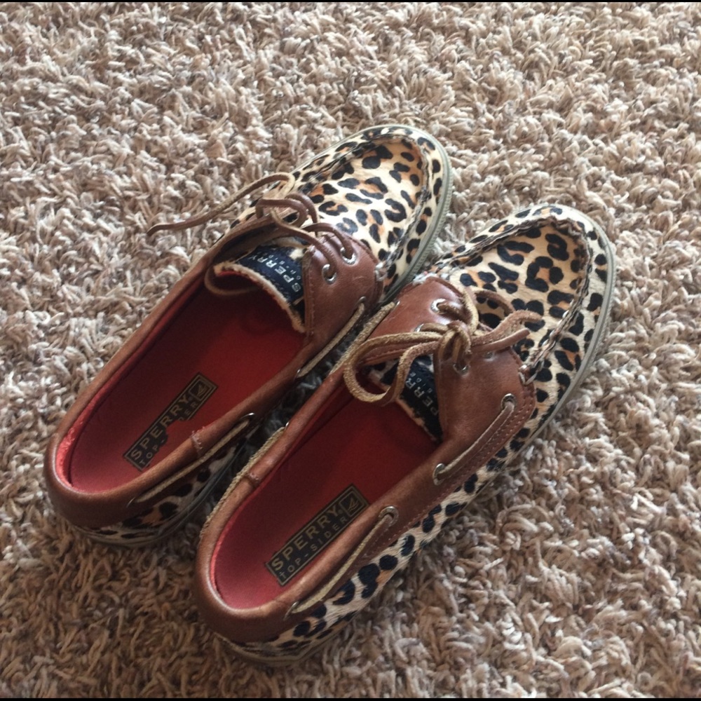 Leopard print Sperrys