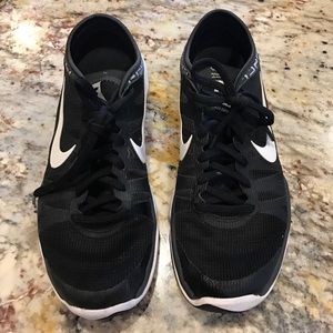 Nike training shoe. Flex supreme TR3