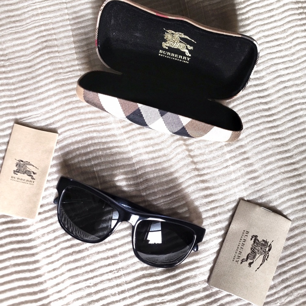 Dark Navy Burberry Sunglasses
