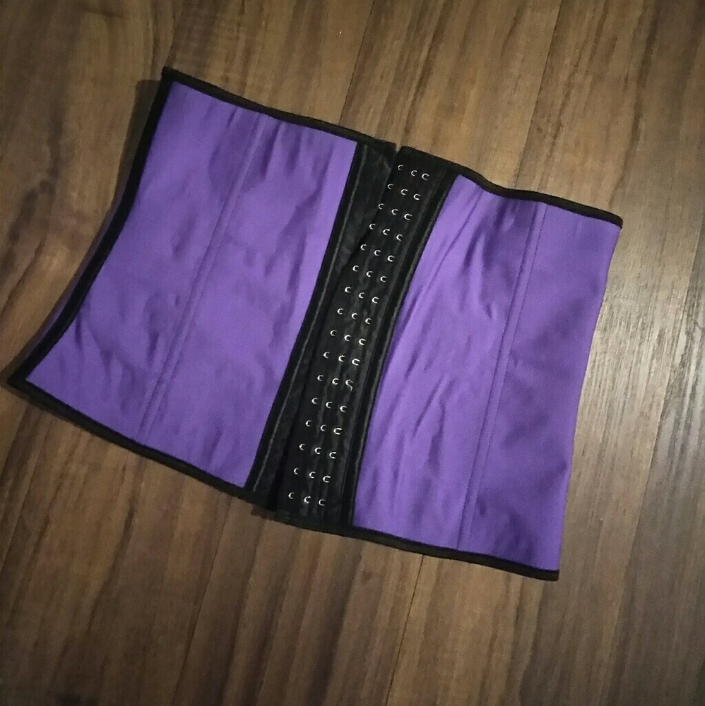 Waist trainer