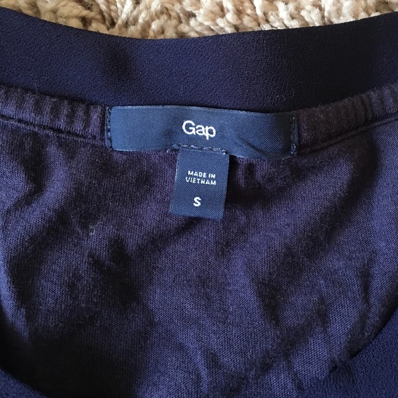 Gap fancy tee shirt - Picture 3 of 3