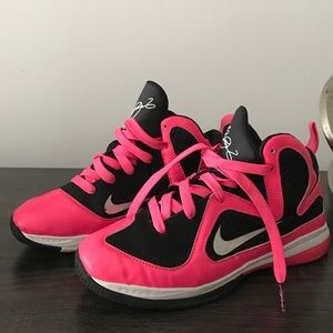 Nike LeBron James IV in Pink and Black