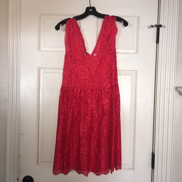 NWOT Madison Marcus Red Lace Dress - Picture 2 of 4