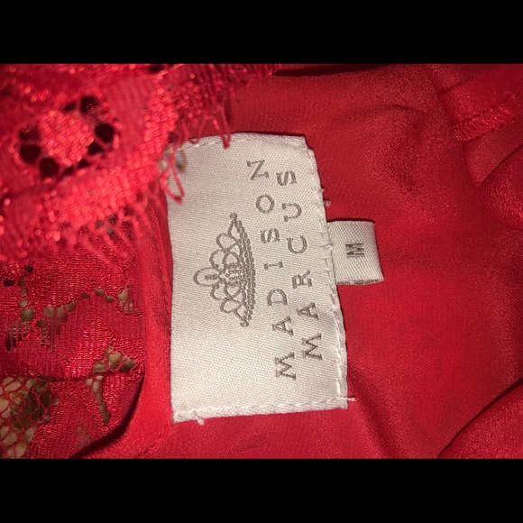 NWOT Madison Marcus Red Lace Dress - Picture 4 of 4
