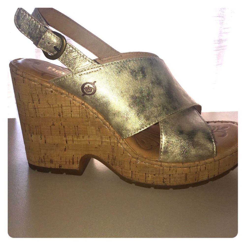Born Gold Wedges