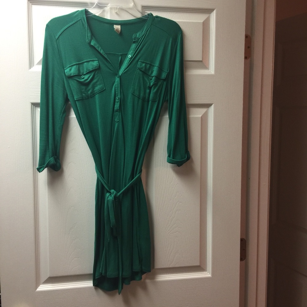 Kelly green dress