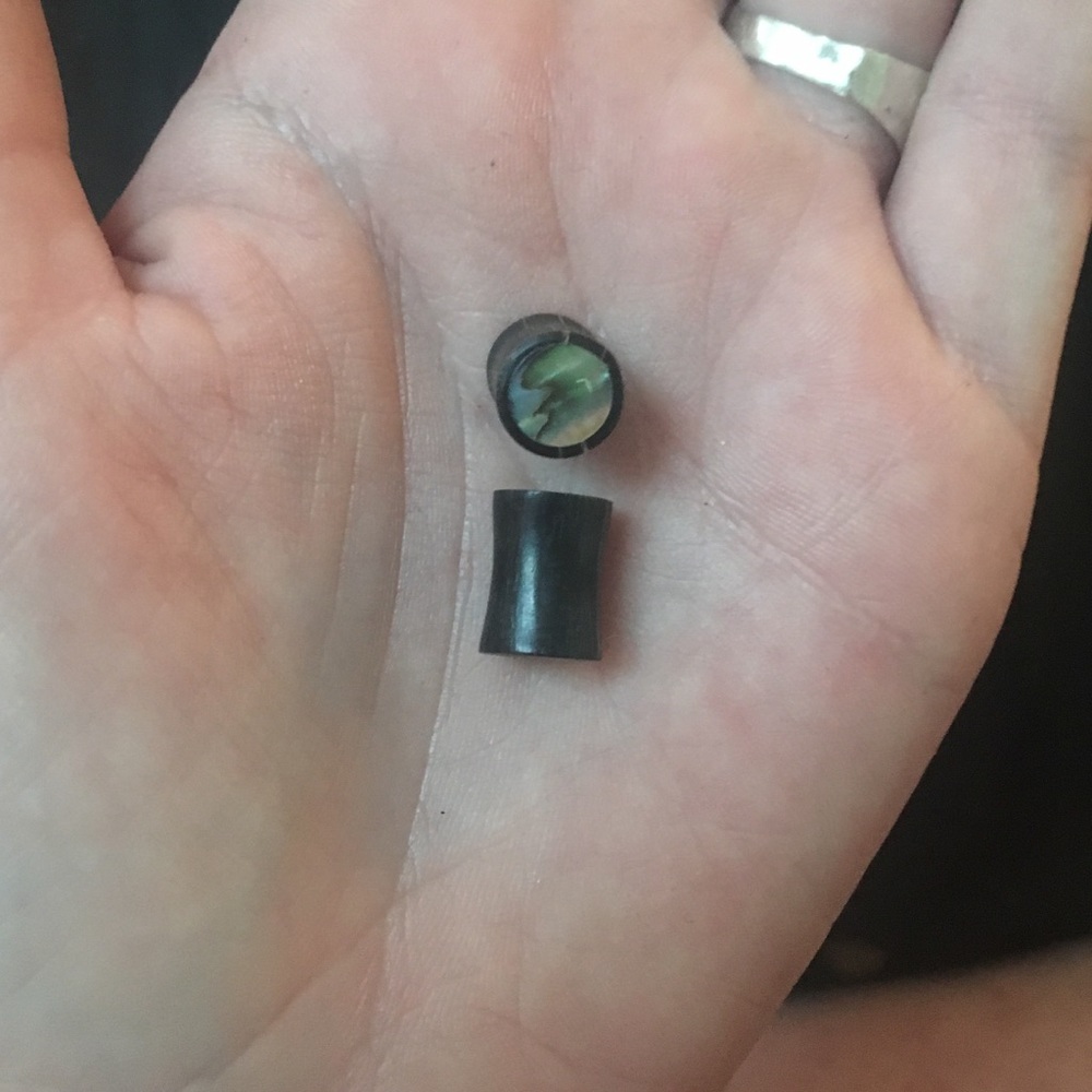 0g plugs