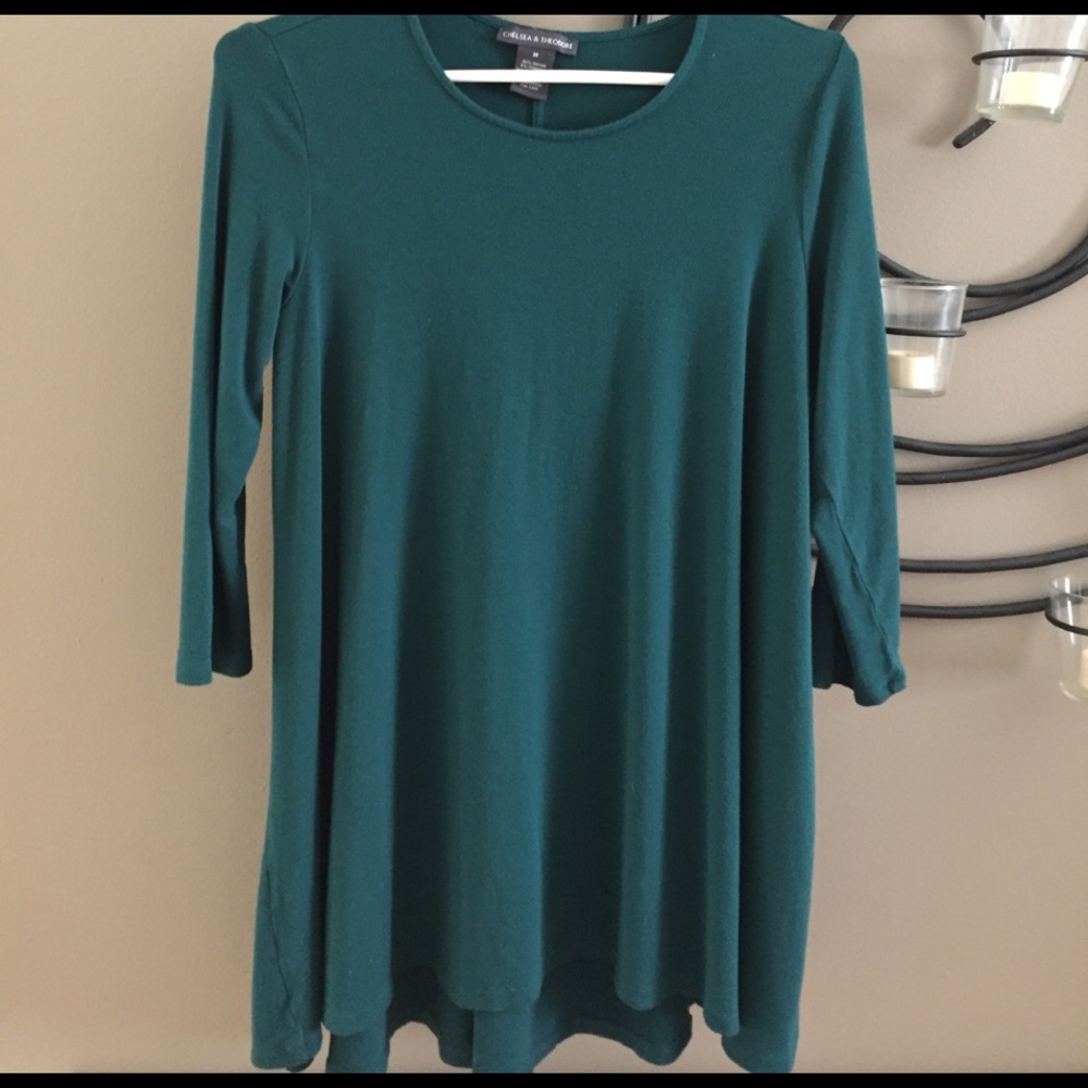 Emerald Green EUC M shirt 3/4 sleeves.