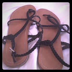 Black braided sandal