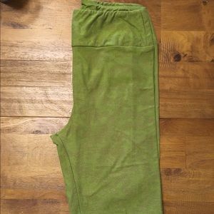 OS green LuLaRoe floral leggings