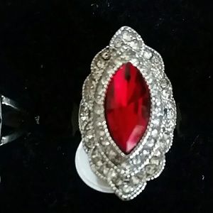 Fashion ring