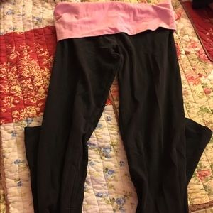 Set 2 Victoria's SecretPINK yoga leggings
