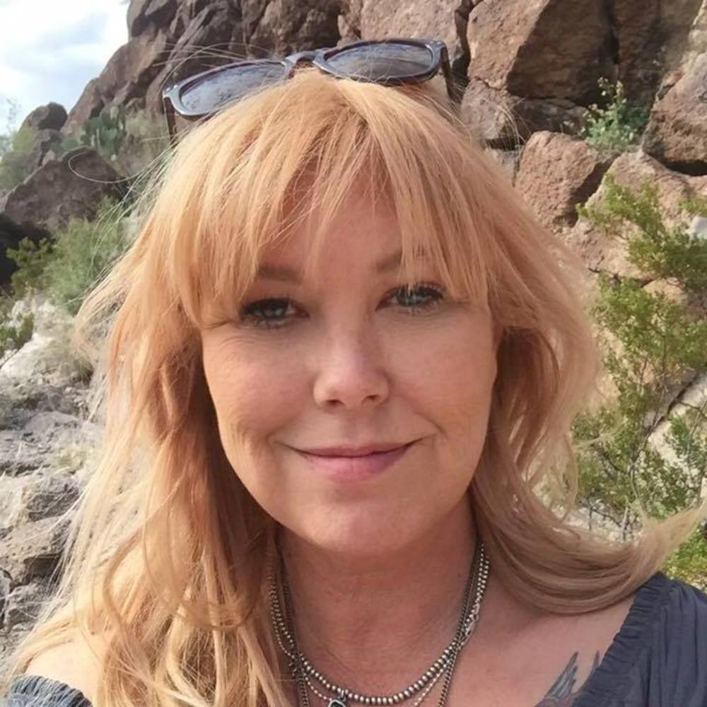 Meet your Posher, Suzanne