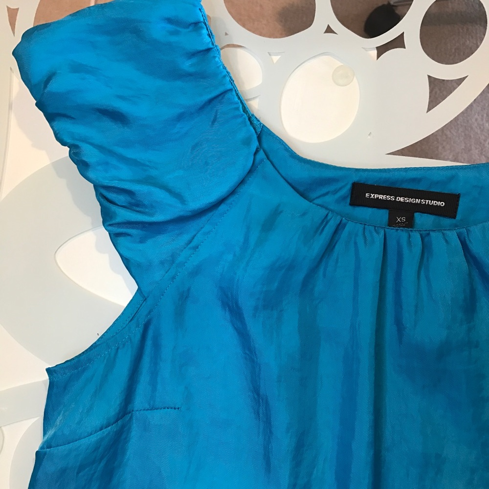 Express Design Studio Top - Picture 2 of 3