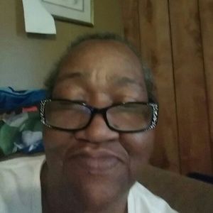 Meet your Posher, Earnestine