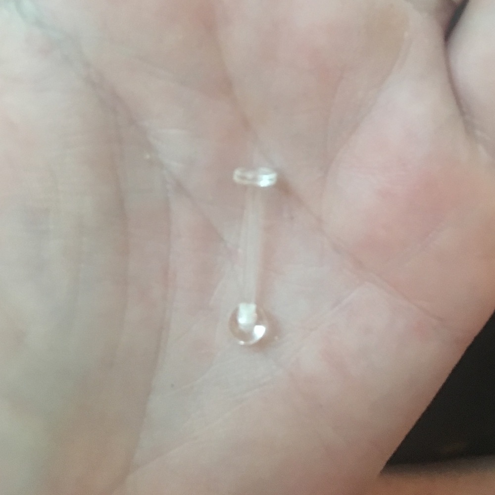 Tongue ring retainer