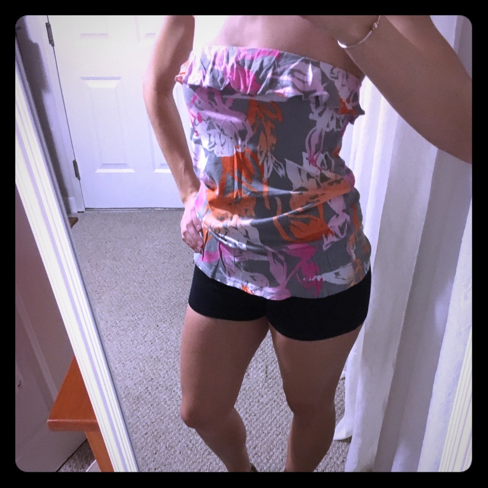 Floral strapless tank