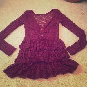 Layered all lace BCBG top!