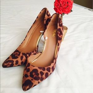 🐾Animal Print Pumps!🐾