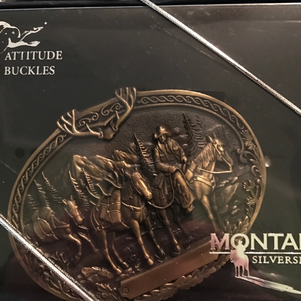 Belt buckle