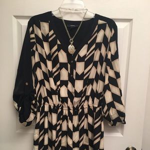 Alamo, Size 14 dress, black and gold