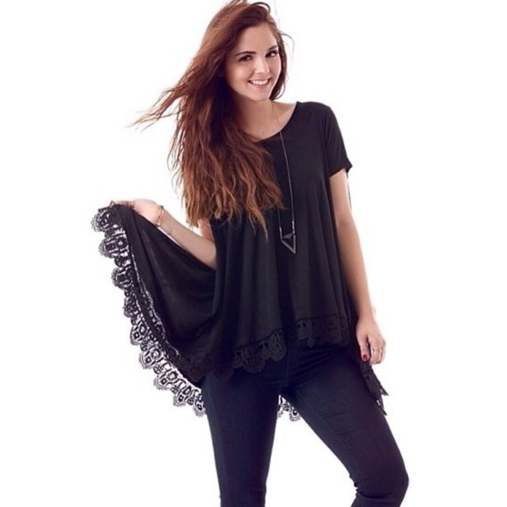 one size LF black shirt with lace