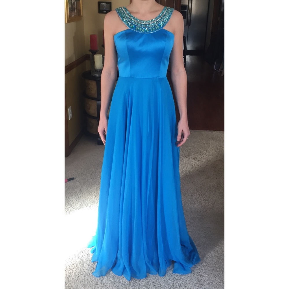 NEW Sherri Hill gown