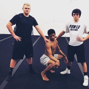 Meet your Posher, Dakota