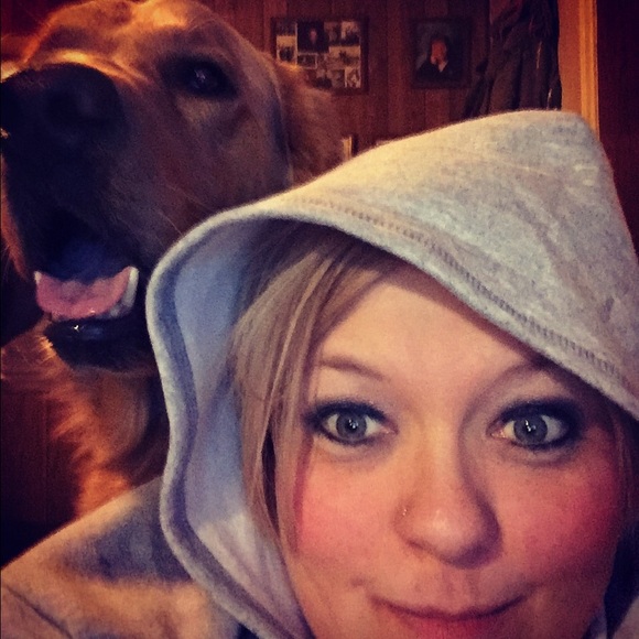 Meet your Posher, Nikki - Picture 4 of 4