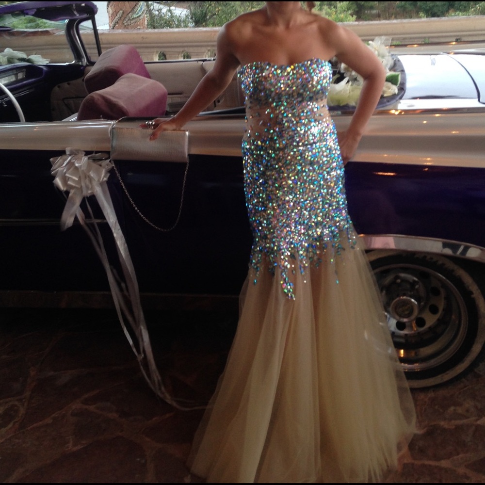 Prom dress