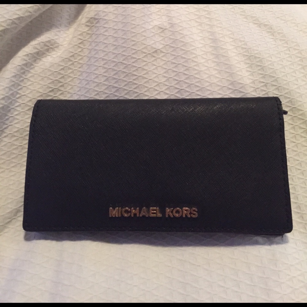 Michael Kors Jet Set Travel Large Slim Wallet