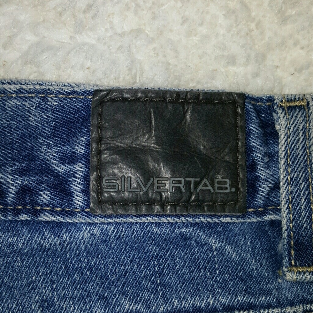Silver tabs - Picture 4 of 4