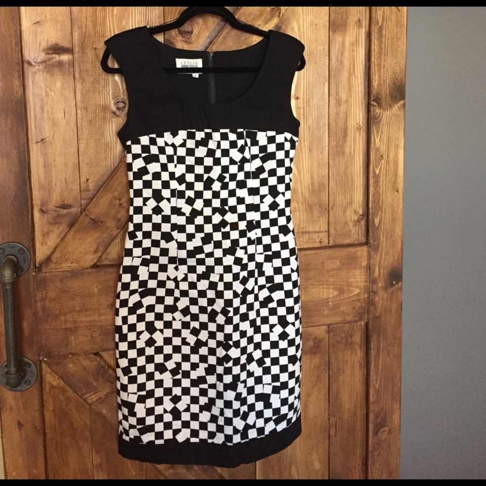✨Funky Dress✨ - Picture 2 of 6