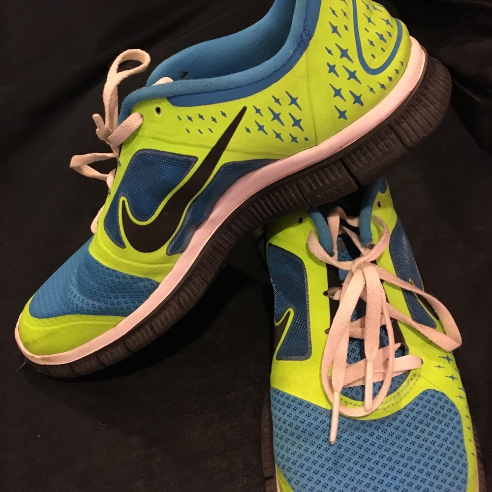 Nike Women's Free Sneakers