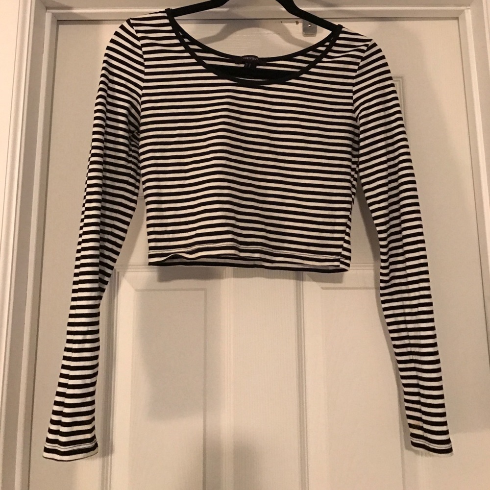 Crop Top - Black & White - Forever 21