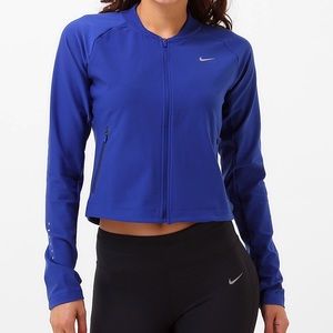 🚫SOLD🚫🎉HP🎉 Nike City Bomber -- Womens Medium