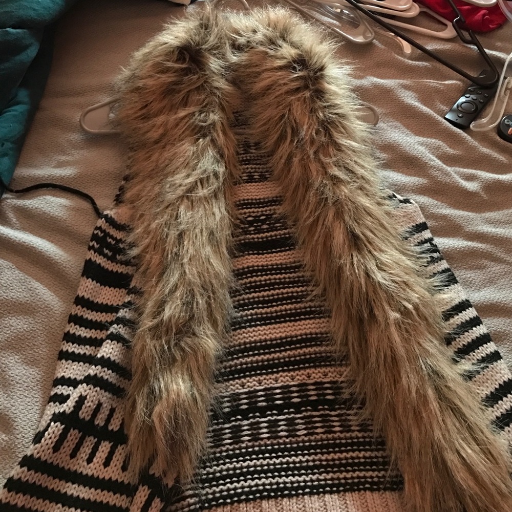 Fur vest