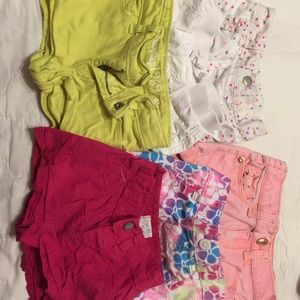 Bundle of 6 pairs of 12-18 month shorts!
