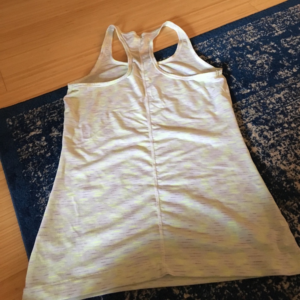 Adorable Racerback Workout Tank EUC - Picture 2 of 4