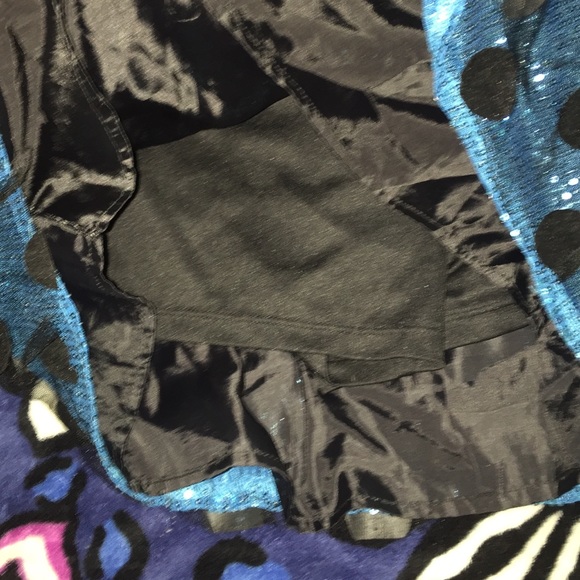 Justice skirt - Picture 2 of 4