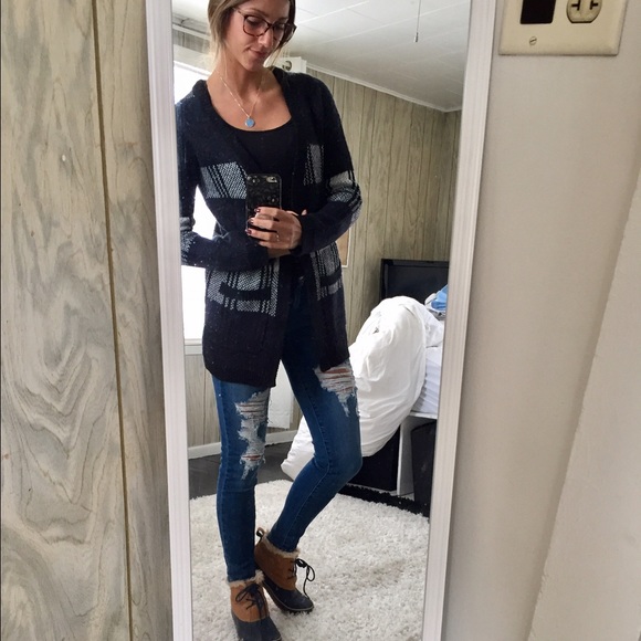 ✖️✖️Cloud Chaser Cardigan - Picture 2 of 5