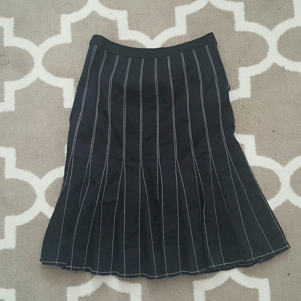 CITY DKNY SKIRT