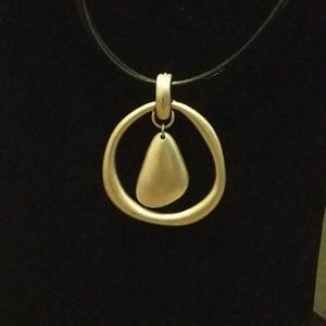 PREMIER DESIGNS NECKLACE