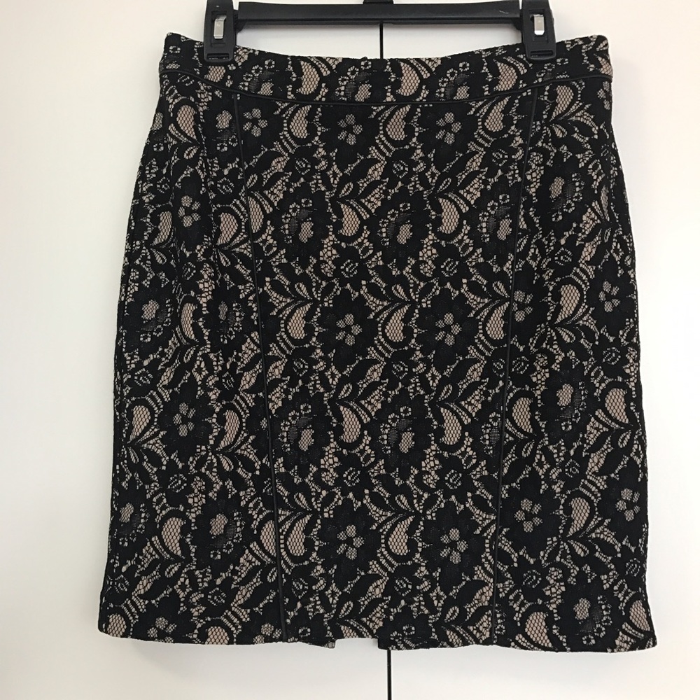 💞 SALE Express Lace Pencil Skirt
