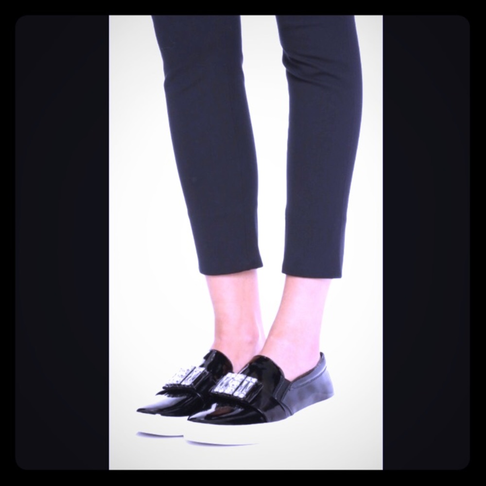 NWB Michael Kors Slip on Sneaker in Black - Picture 2 of 6