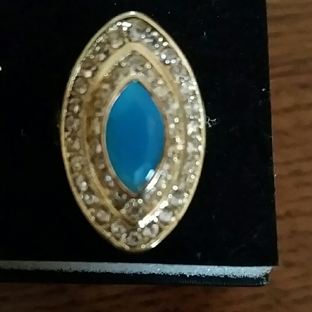 Fashion ring